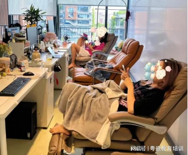 凯发K8一触即发《设计》杂志期刊电子设计电子基础知识自学转行